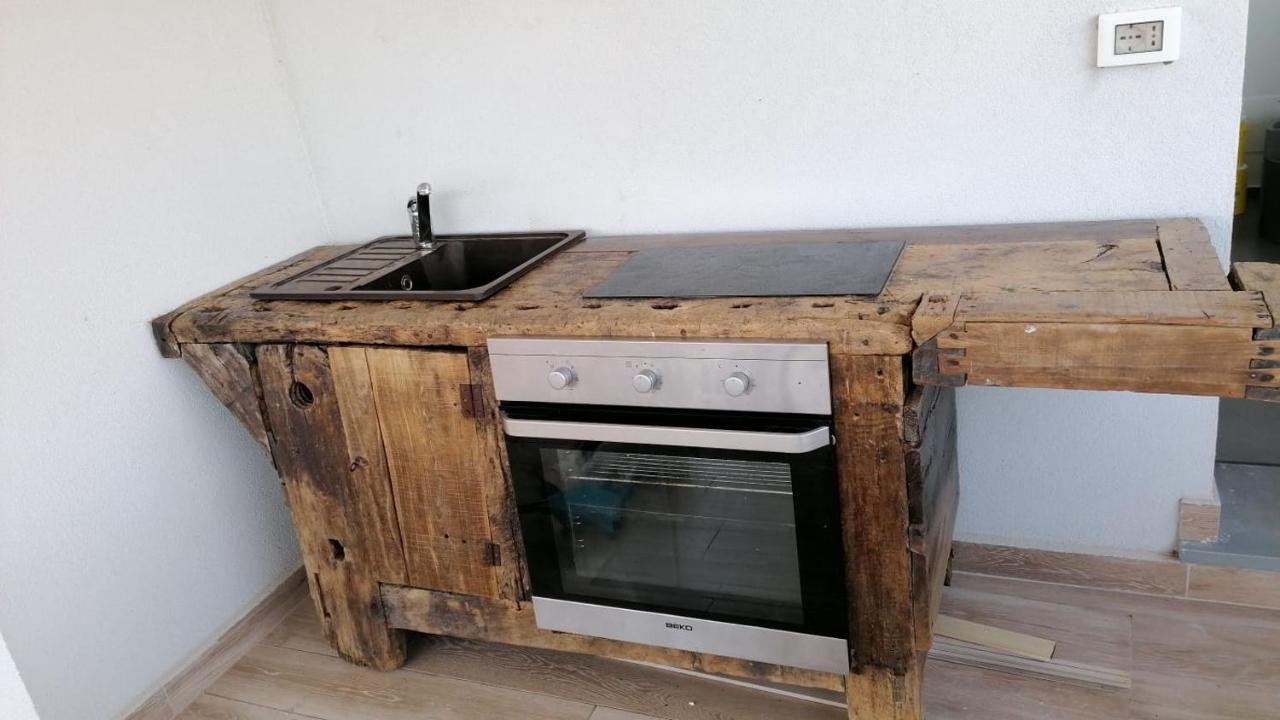 Appartamento Spotorno Con Ampio Terrazzo Attrezzato Anche Con Angolo Cottura Eksteriør billede